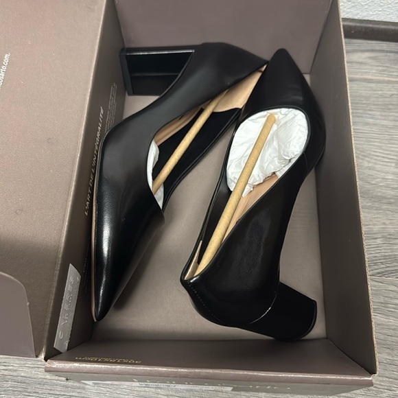 Franco Sarto Giovanna Pump - Picture 2 of 6